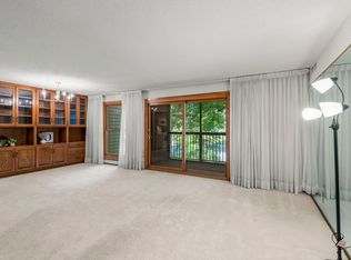 8549 Irwin Rd APT 239, Bloomington, MN 55437