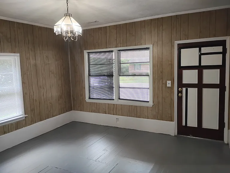204 Chestnut St — Photo 5