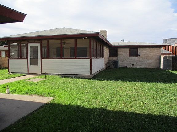 2nd image of 2803 W Louisiana Ave