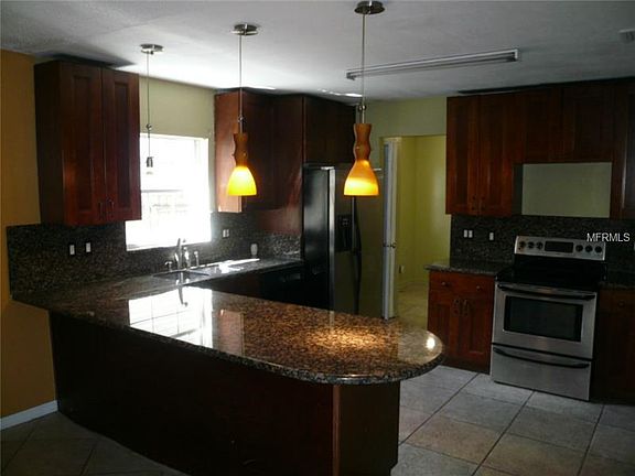 5th image of 15807 Sapwood St