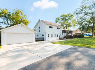 W918 Violet Rd, Genoa City, WI 53128
