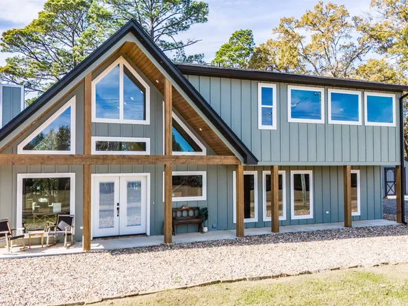 449 Lakeview Cir, Jefferson, TX 75657