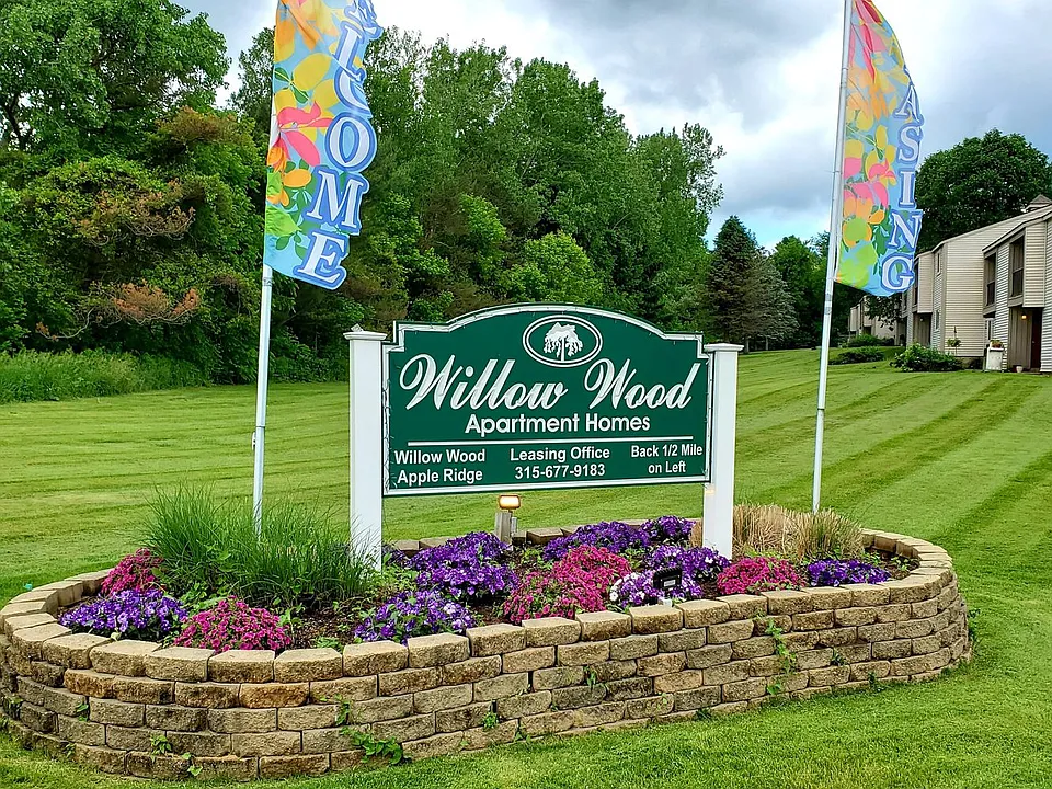 Willow Wood Apartment Homes