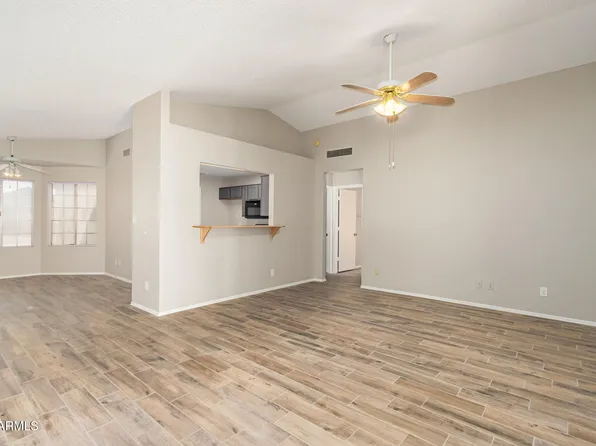 6328 W GOLDEN Lane, Glendale, AZ 85302