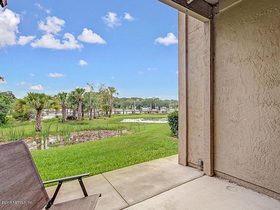1307 River Hills Cir E Unit 6-MLS-Lanai-