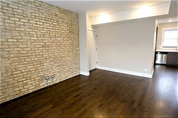 2228 N Sawyer Ave #2E — Photo 3