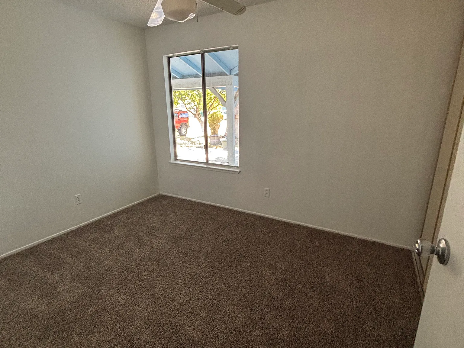 Hemlock Dr, Lodi — Photo 2