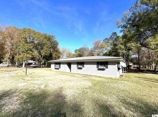 307 1st St, Gilbert, LA 71336