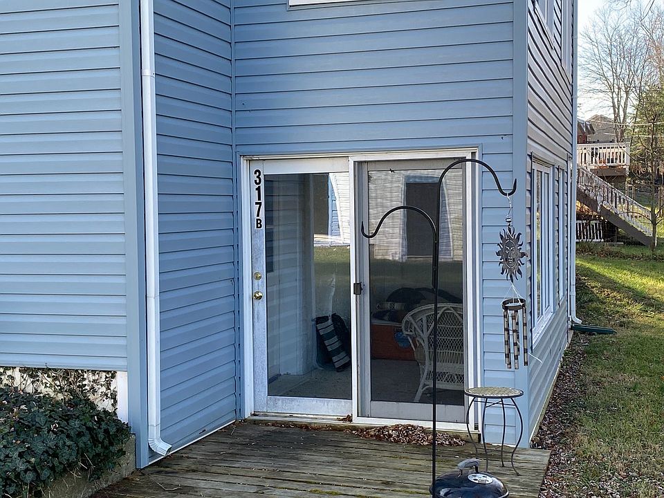 1st image of 317B Graves Ave