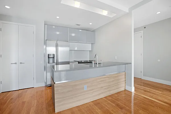 Rented by Carnegie Management Inc | media 1