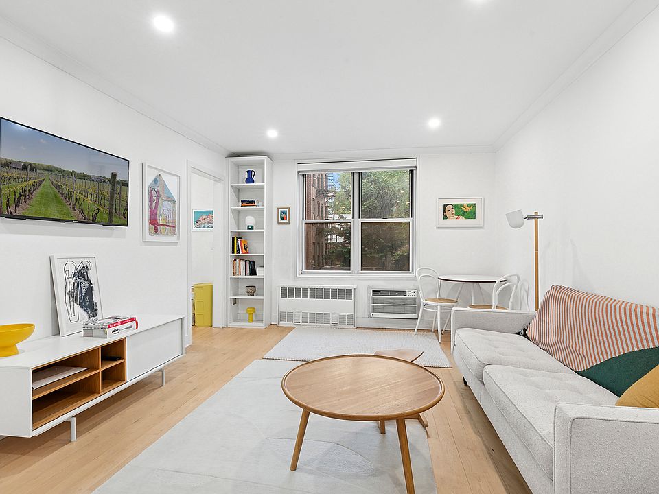 1st image of 350 Bleecker St #2A