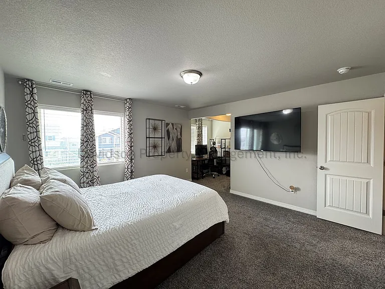 11054 Avena Rd — Photo 8