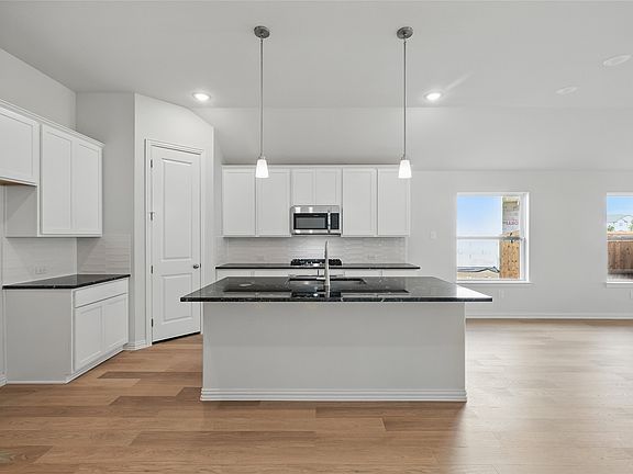 7th image of this home