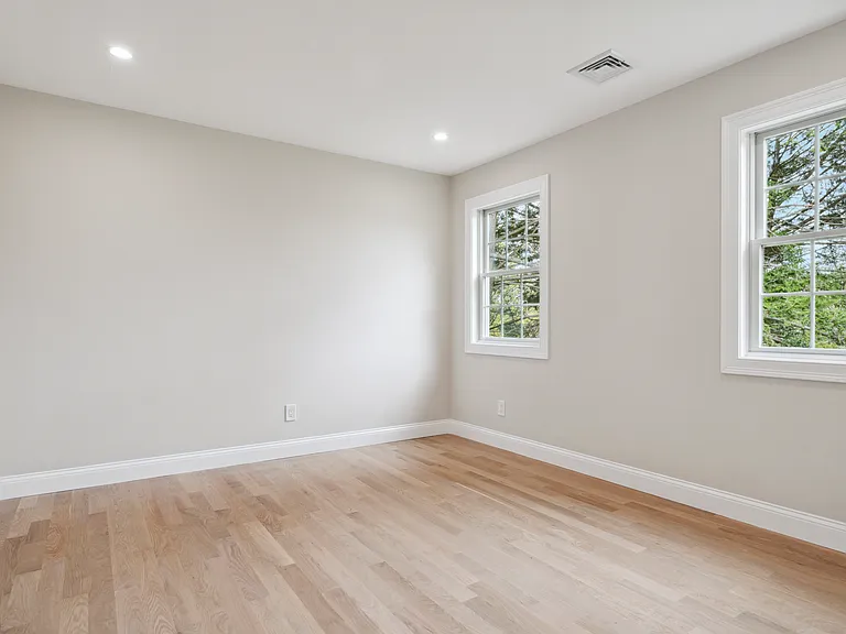9 Richard Rd — Photo 31