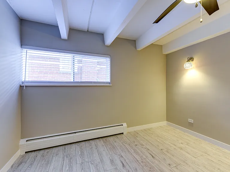 Marigold Apartments — Photo 23