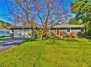 5620 Brookhaven Dr, Racine, WI 53406