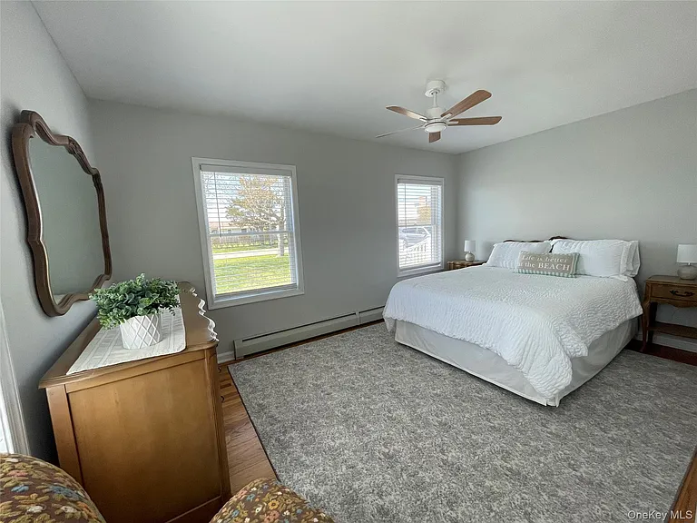 59 Peconic Ave — Photo 11