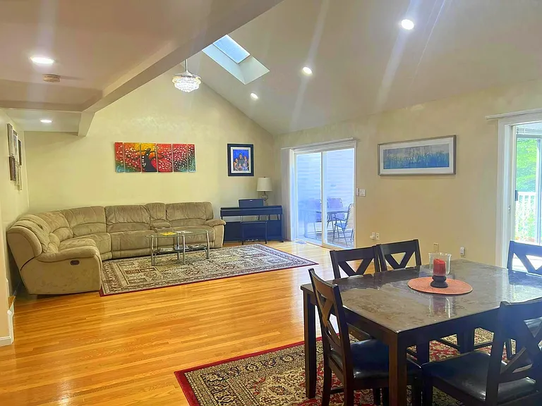 143 Westview Dr — Photo 5
