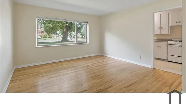 1240 Cedar Ave