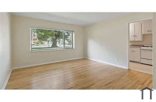 1240 Cedar Ave Photo 1