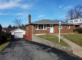 1125 Thompson St, Jeannette, PA 15644