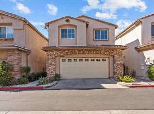 9447 Hendrix Ln, North Hills, CA