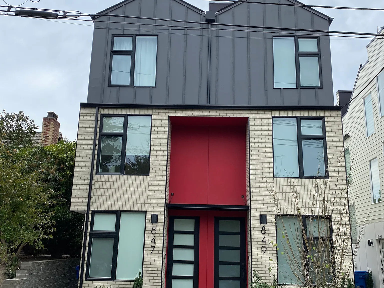 3 bed, 1310 sqft, $4,150 — Photo 1