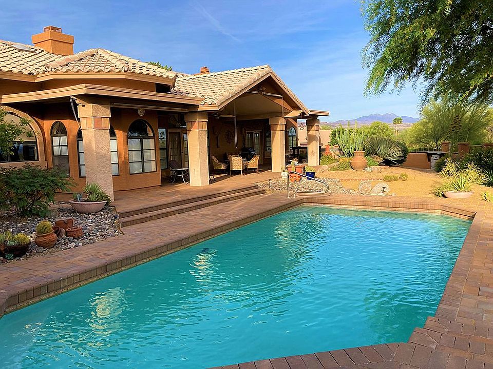 Backyard mountain views     