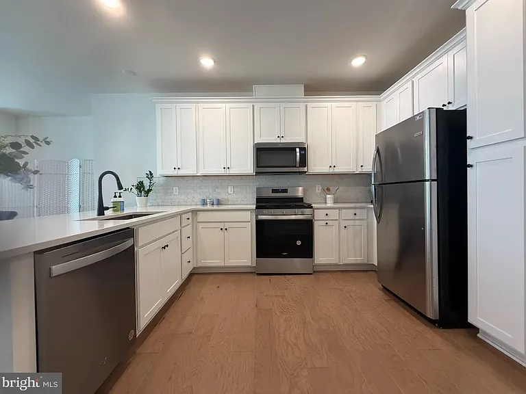 701 Parker Blvd #701 — Photo 5