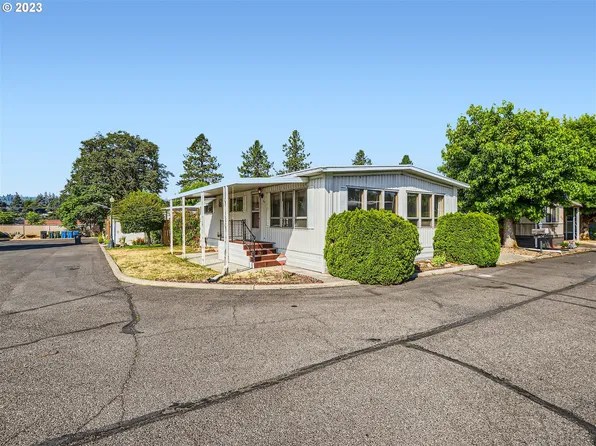 4400 SE Roethe Rd Unit 35, Milwaukie, OR 97267