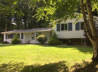 8208 Springview Rd, Northfield, OH 44067