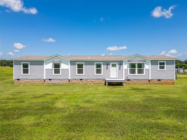 5697 Conn Rd, Adairville, KY 42202