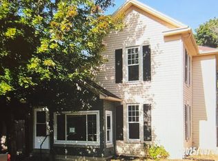 421 Market St, Brookville, OH 45309