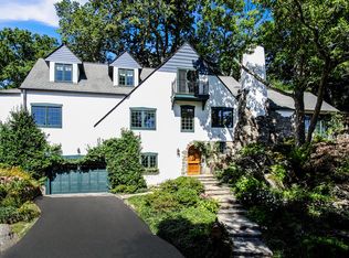 3 Polly Rd, Rye, NY 10580