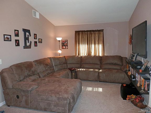 4th image of 329 S Ohio St