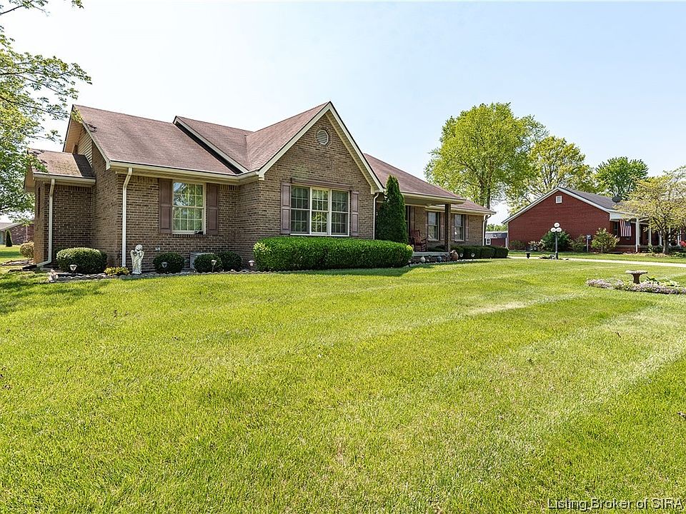 1820 Twinbrook Drive, Sellersburg, IN 47172 MLS 2023011232 Zillow