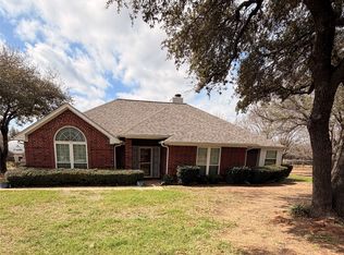 6065 Autumn Hills Dr, Fort Worth, TX 76140