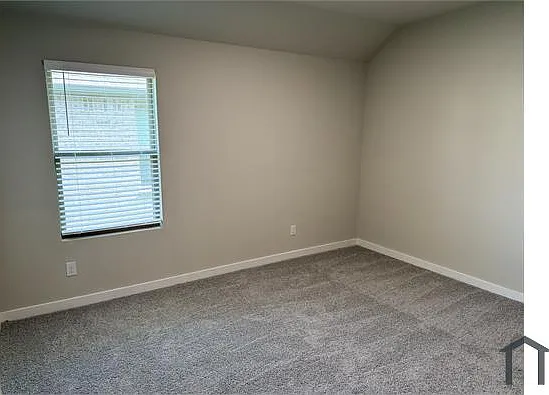 986 Olive Dr — Photo 17