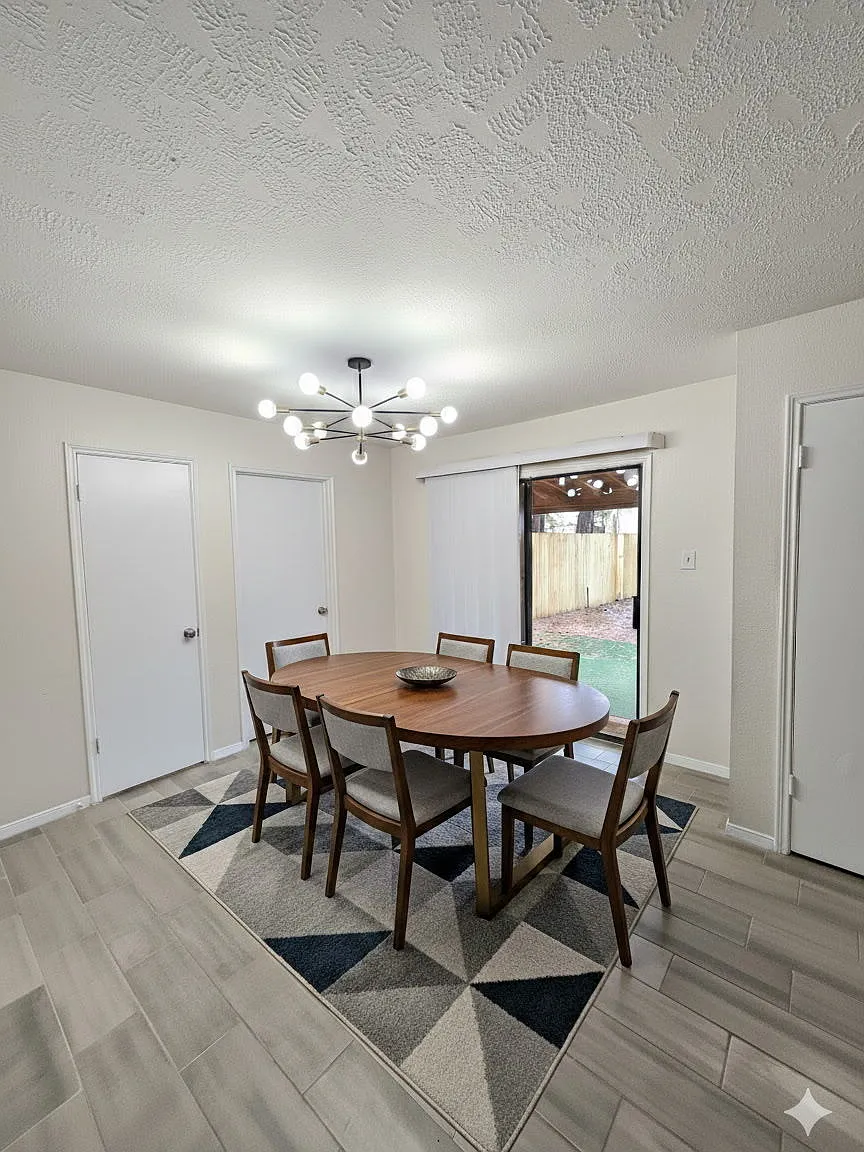 10047 Emerald Creek Drive - 1 — Photo 4