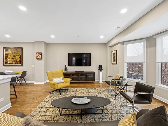 5th image of 110 S Marion St Unit 308