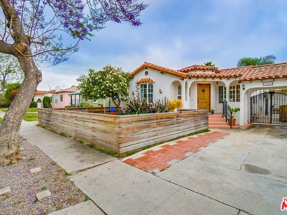 1st image of 2818 Reynier Ave