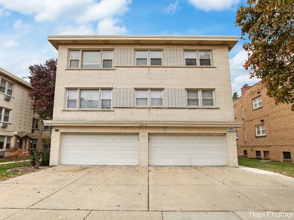 8046 Kenton Ave #3, Skokie, IL 60076