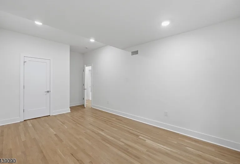116 Valley St #1 — Photo 21