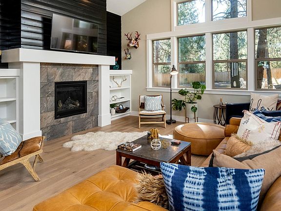 5th image of 60610 SW River Bend Dr