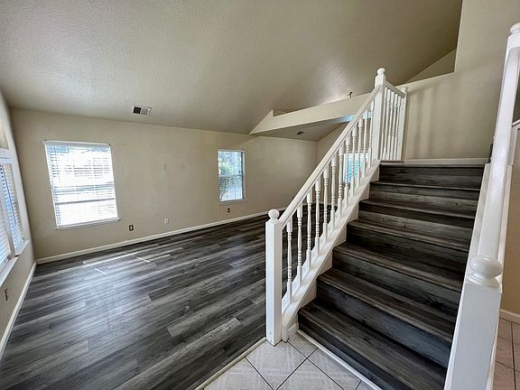 3rd image of 1146 Paseo Redondo Dr