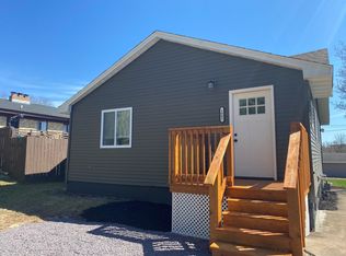 1005 W Brown St, Iron Mountain, MI 49801