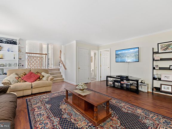 5th image of 15533 Peach Leaf Ln