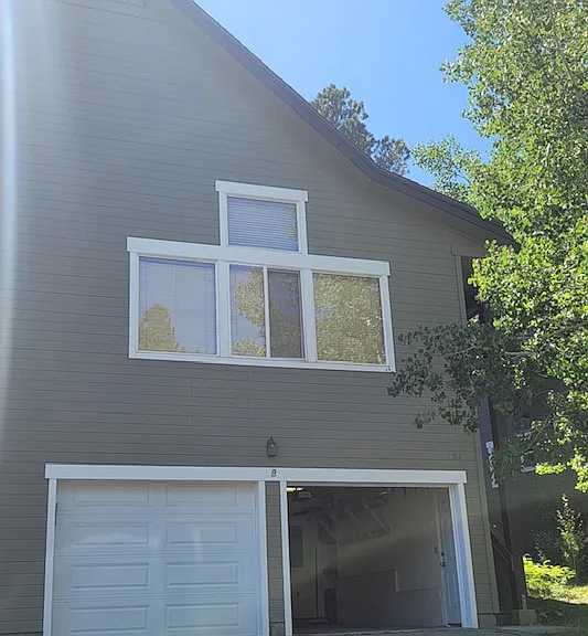 661 Woodbridge Ln — Photo 2