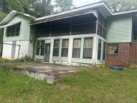 3rd image of 303 Bibb St