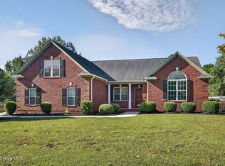 123 Scrub Oaks Dr, Hampstead, NC 28443